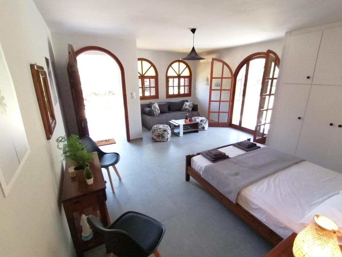 Casadelvilla Private Apartment Portocheli-Kosta Porto Cheli Buitenkant foto